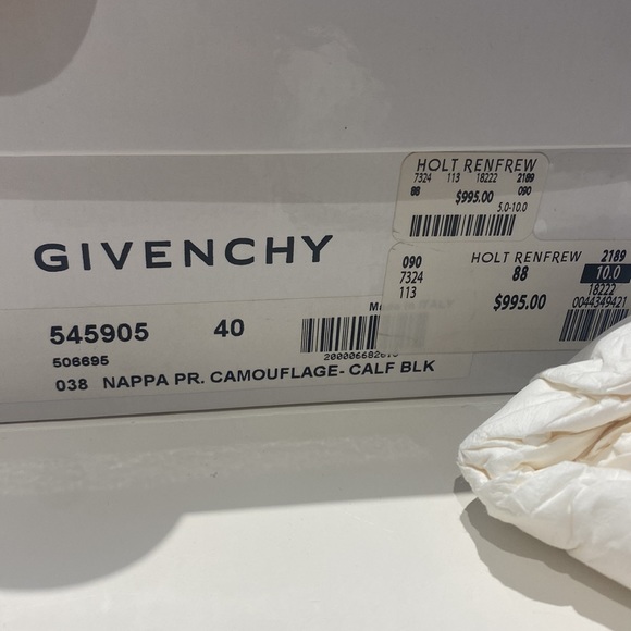 Givenchy Napa camouflage flower print. Size 40 - Picture 7 of 7